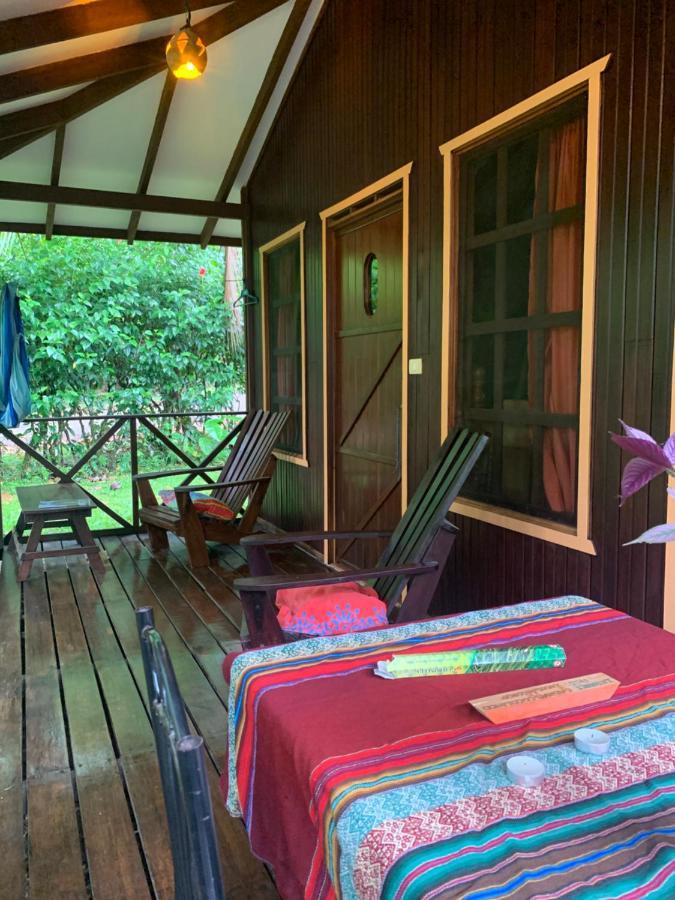 Cabinas Coco Lindo Ojochal Exterior foto